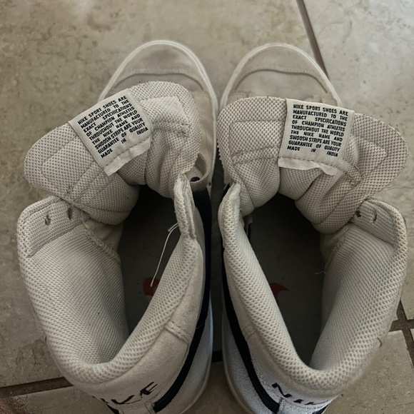 Beige Nike Blazer '77 Vintage Men's Sneakers in Size 9 US - Picture 6 of 7